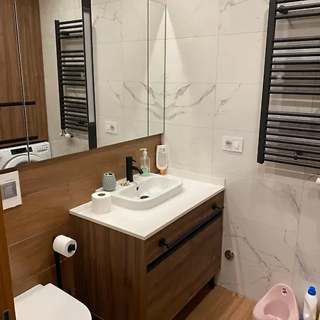 Golden Lux * זלאטיבור