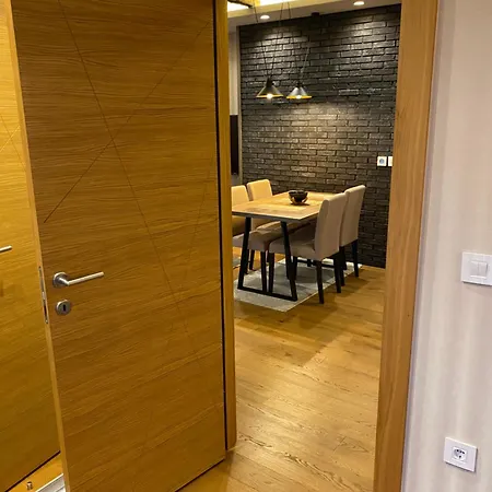 Golden Lux * זלאטיבור