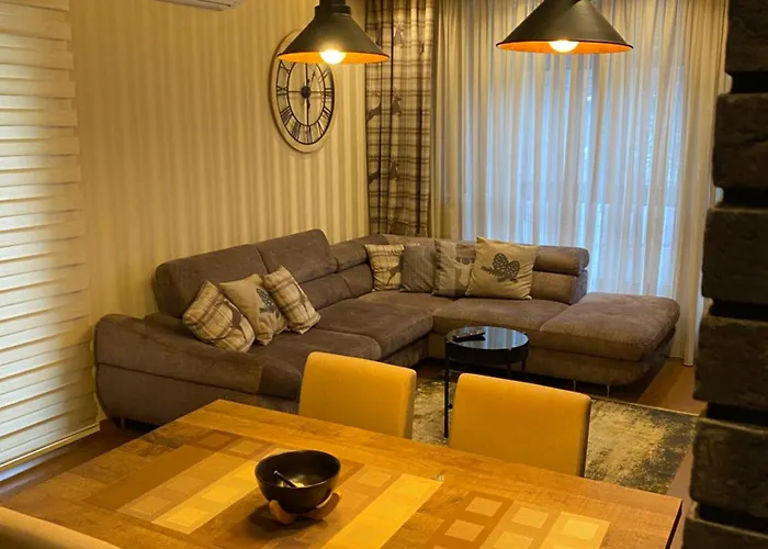 Διαμέρισμα Golden Lux *