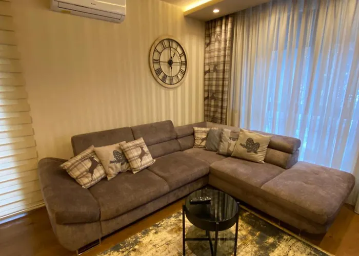 Golden Lux Ζλάτιμπορ