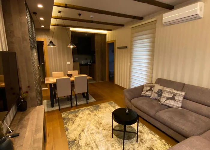 Golden Lux Διαμέρισμα *